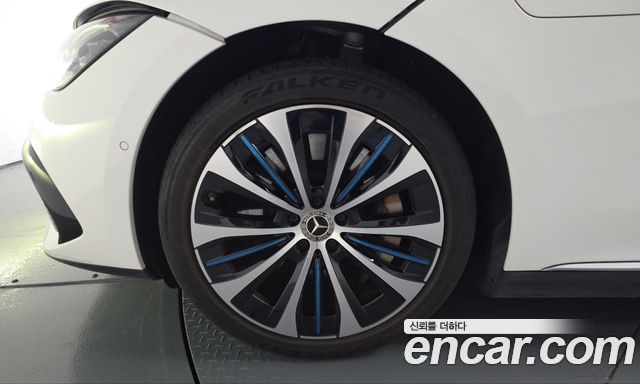 Mercedes-Benz EQE 2023 — photo 5