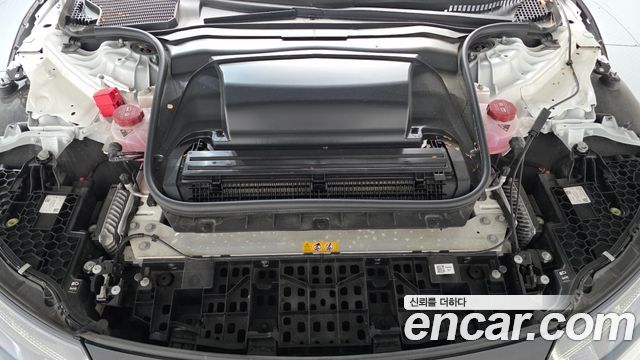Mercedes-Benz EQE 2023 — photo 6