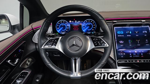 Mercedes-Benz EQE 2023 — photo 20