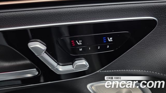 Mercedes-Benz EQE 2023 — photo 29