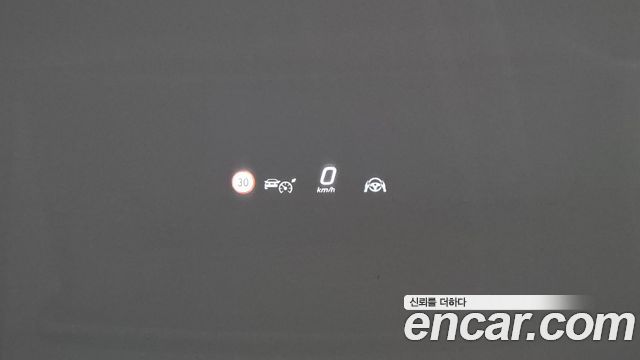 Mercedes-Benz EQE 2023 — photo 31