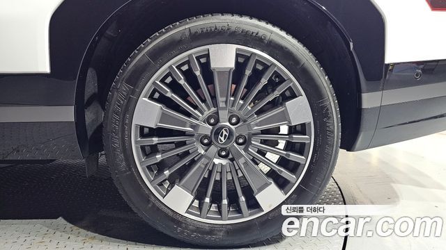 Hyundai Santafe 2025 — photo 7
