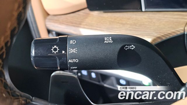 Hyundai Santafe 2025 — photo 31