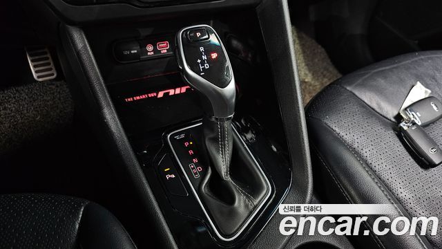 Kia Niro 2018 — photo 12