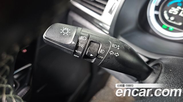 Kia Niro 2018 — photo 28