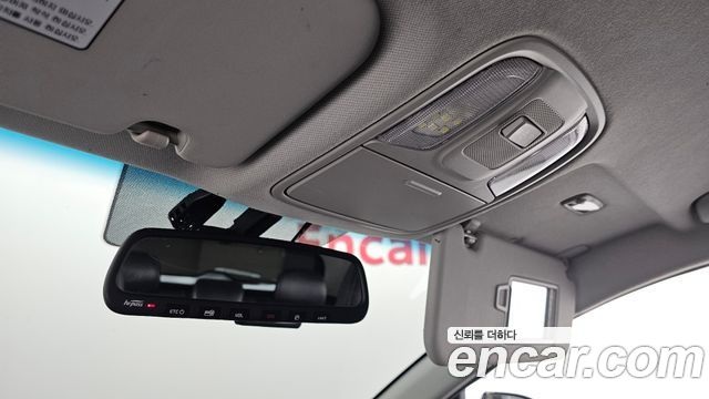 Kia Niro 2018 — photo 30