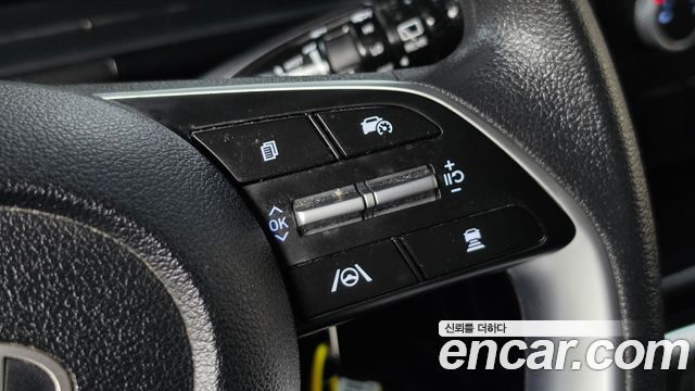 Hyundai Staria 2025 — photo 19