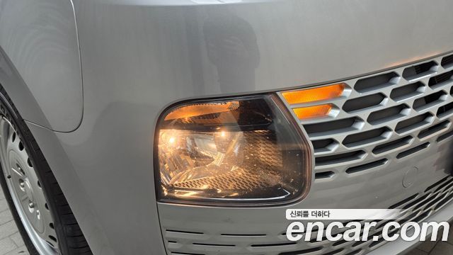 Hyundai Staria 2025 — photo 8