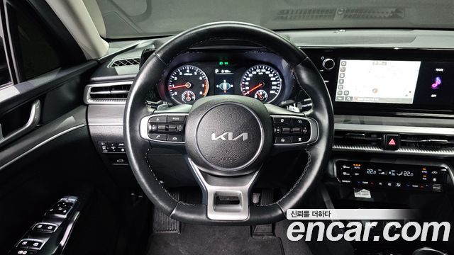 Kia K5 2023 — photo 19