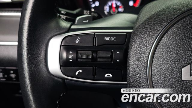 Kia K5 2023 — photo 20