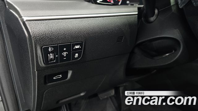Kia K5 2023 — photo 22