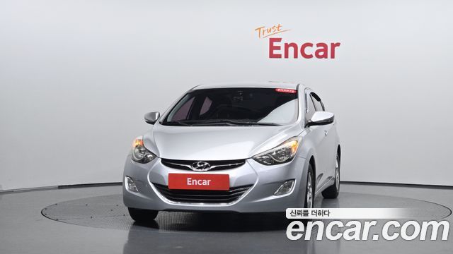 Hyundai AVANTE 2013 — photo 3