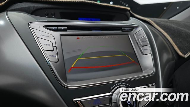 Hyundai AVANTE 2013 — photo 20