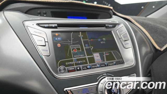 Hyundai AVANTE 2013 — photo 22