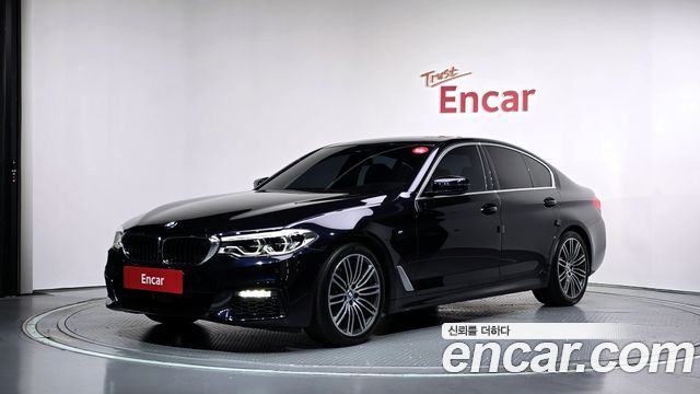 BMW 5-Series 2020 — photo 1