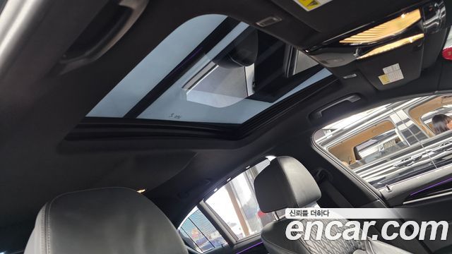 BMW 5-Series 2020 — photo 17