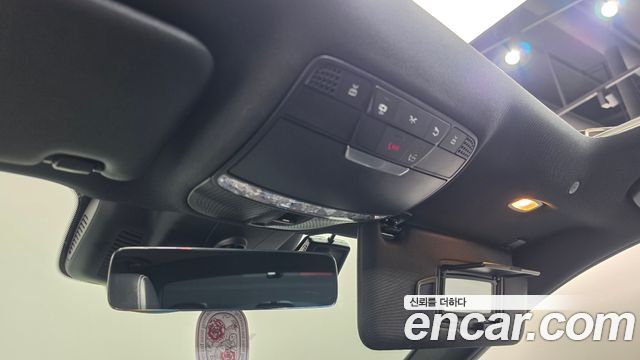 Mercedes-Benz E-Class 2023 — photo 25