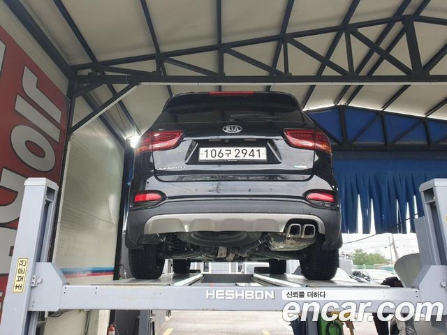 Kia Sorento 2018 — photo 2