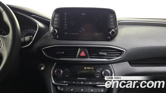 Hyundai Santafe 2019 — photo 14