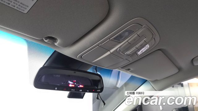 Hyundai Santafe 2019 — photo 18