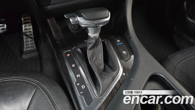Kia K5 2012 — photo 9