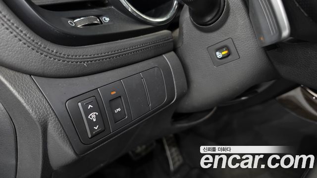 Kia K5 2012 — photo 18