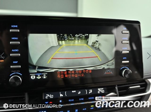 Toyota Sienna 2023 — photo 14