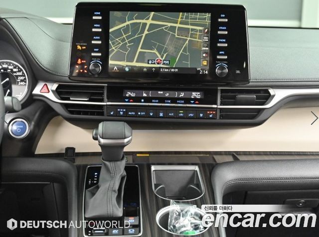 Toyota Sienna 2023 — photo 15