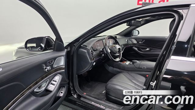 Mercedes-Benz S-Class 2016 — photo 10