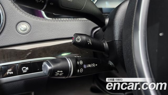 Mercedes-Benz S-Class 2016 — photo 18