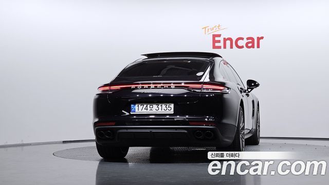 Porsche Panamera 2023 — photo 4