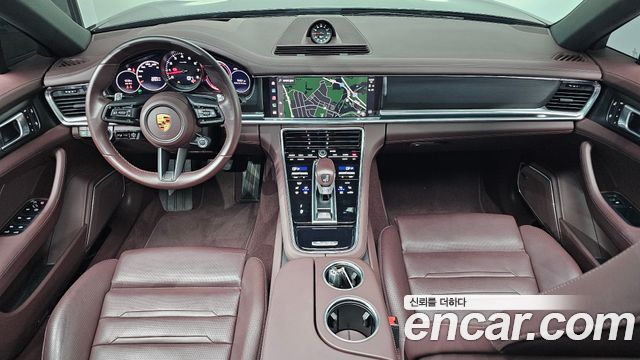 Porsche Panamera 2023 — photo 10
