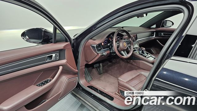 Porsche Panamera 2023 — photo 13
