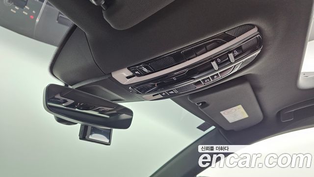 Porsche Panamera 2023 — photo 23