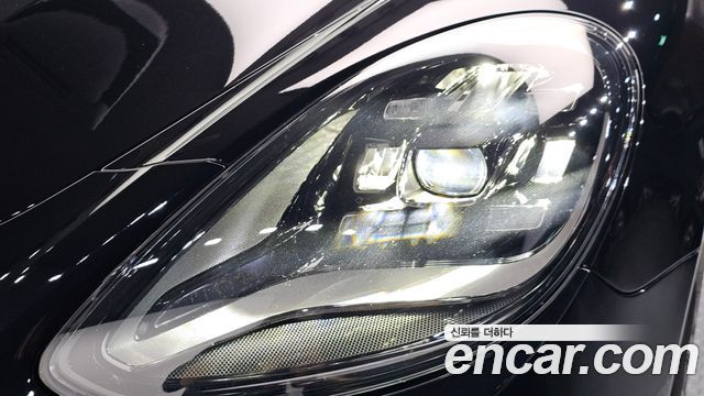 Porsche Panamera 2023 — photo 8