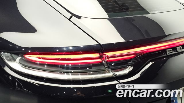 Porsche Panamera 2023 — photo 9