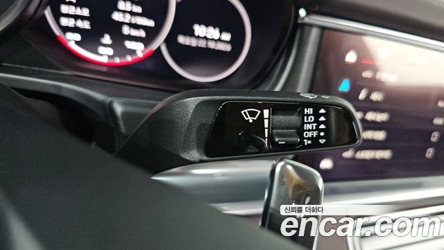Porsche Panamera 2023 — photo 27
