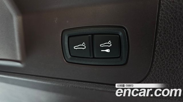 Porsche Panamera 2023 — photo 35