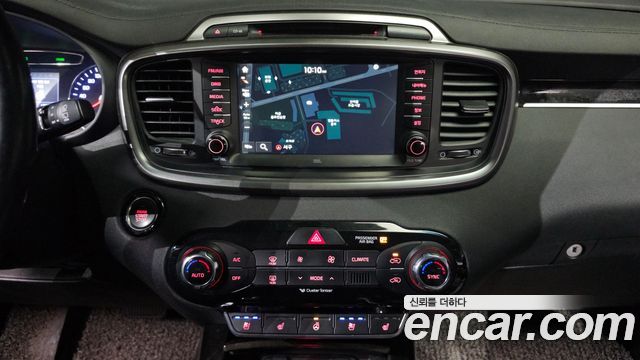 Kia Sorento 2016 — photo 19