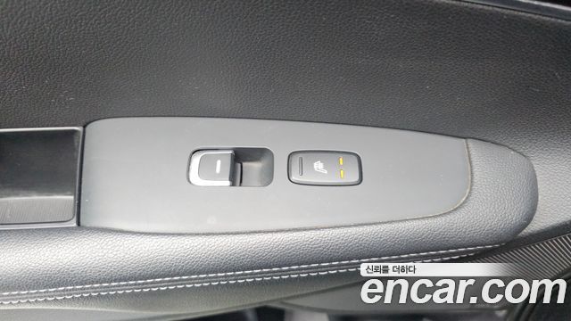 Kia Sorento 2016 — photo 31