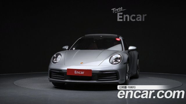Porsche 911 2020 — photo 3
