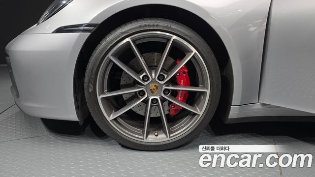 Porsche 911 2020 — photo 5
