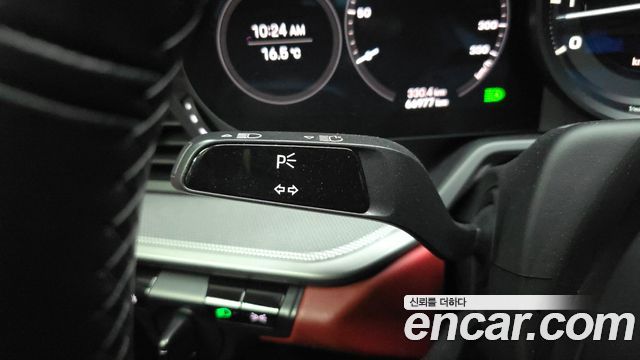 Porsche 911 2020 — photo 29
