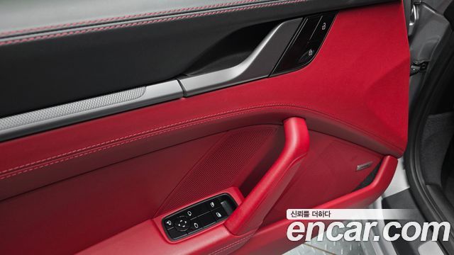 Porsche 911 2020 — photo 33