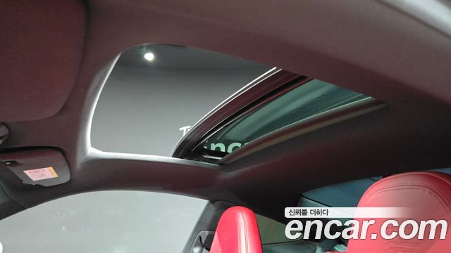 Porsche 911 2020 — photo 36