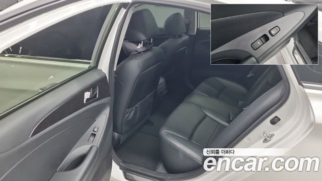 Hyundai Sonata 2014 — photo 11