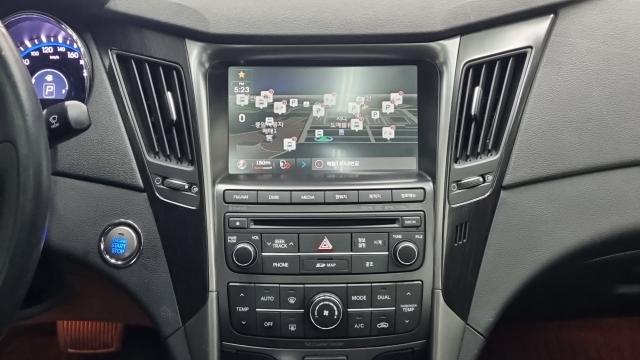 Hyundai Sonata 2014 — photo 15