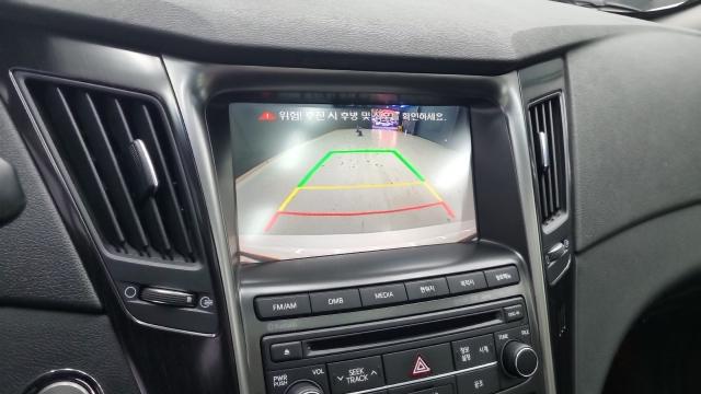 Hyundai Sonata 2014 — photo 16