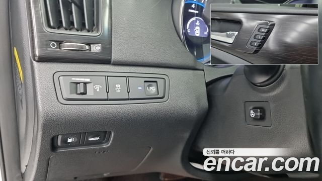 Hyundai Sonata 2014 — photo 18