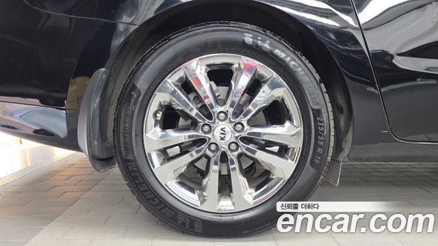 Kia Canival 2017 — photo 5